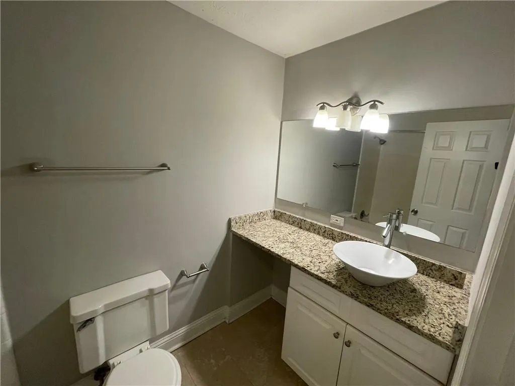 6980 Roswell Road Unit P2, Atlanta, Georgia 30328, 1 Bedroom Bedrooms, ,1 BathroomBathrooms,Residential,Sold,6980 Roswell Road Unit P2,7134201