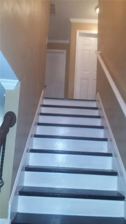 398 W Lake Avenue Nw, Atlanta, Georgia 30318, 5 Bedrooms Bedrooms, ,3 BathroomsBathrooms,Residential,Sold,398 W Lake Avenue Nw,6028955