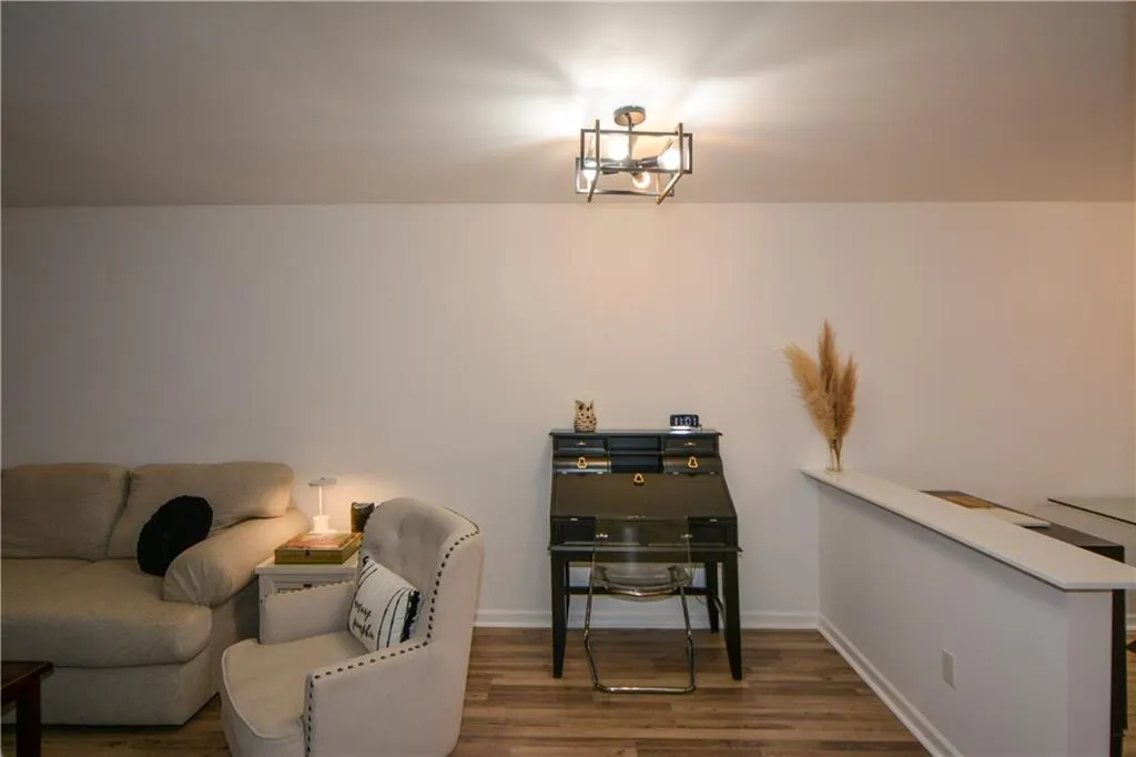 125 N River Drive Unit E, Sandy Springs, Georgia 30350, 2 Bedrooms Bedrooms, ,3 BathroomsBathrooms,Residential,Sold,125 N River Drive Unit E,7158980
