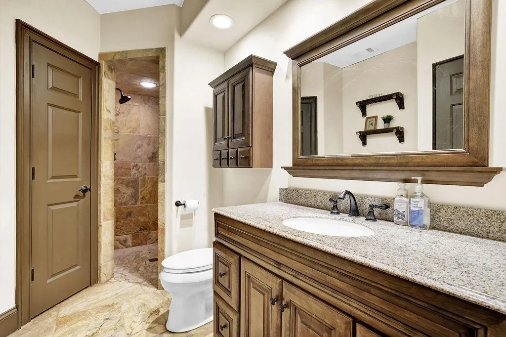 2636 Dobbs Circle Nw, Atlanta, Georgia 30327, 5 Bedrooms Bedrooms, ,4 BathroomsBathrooms,Residential,For Sale,2636 Dobbs Circle Nw,7672620