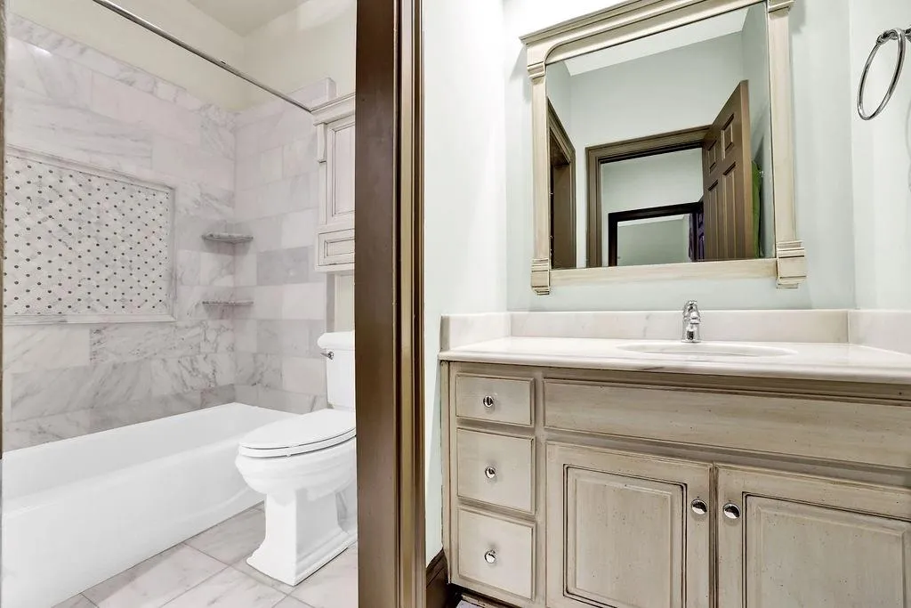 2636 Dobbs Circle Nw, Atlanta, Georgia 30327, 5 Bedrooms Bedrooms, ,4 BathroomsBathrooms,Residential,For Sale,2636 Dobbs Circle Nw,7672620