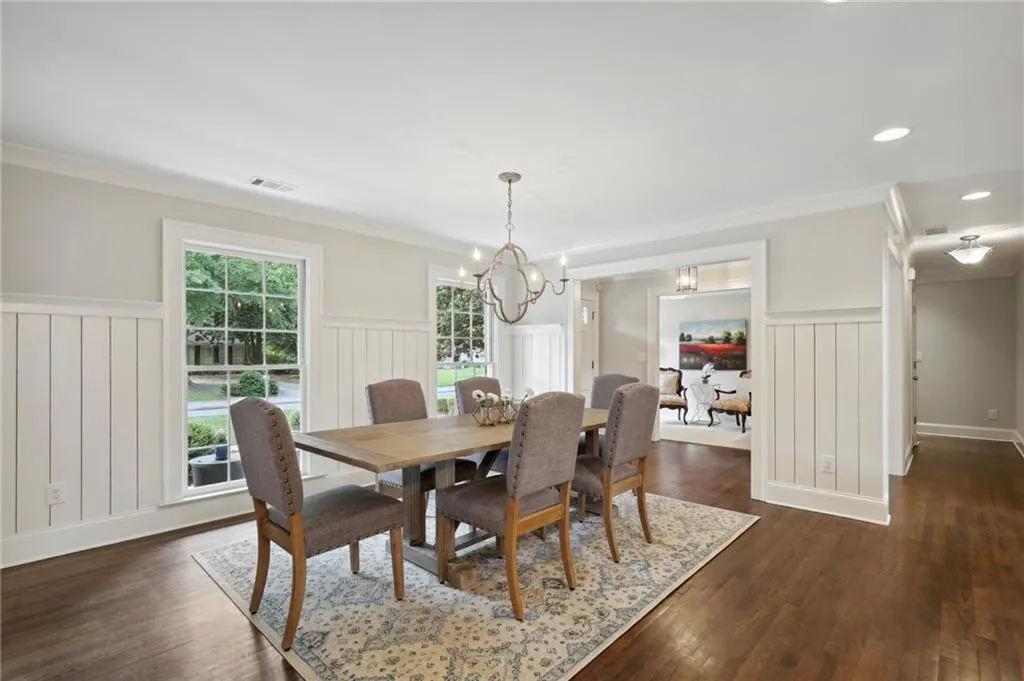 560 Pine Forest Road, Atlanta, Georgia 30342, 4 Bedrooms Bedrooms, ,3 BathroomsBathrooms,Residential,Sold,560 Pine Forest Road,7060864
