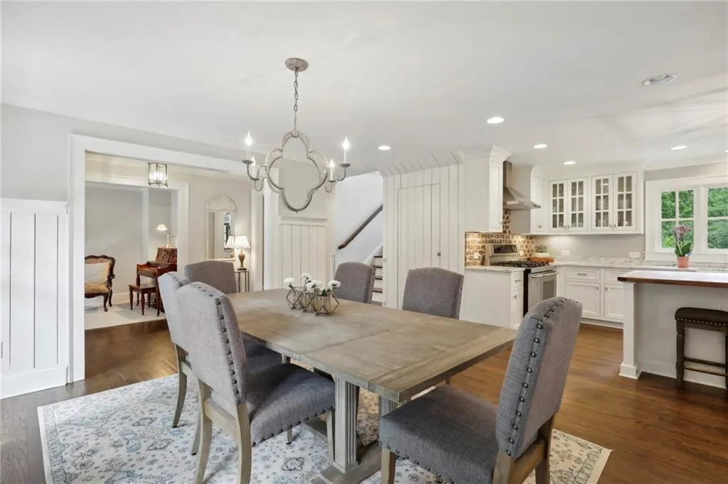 560 Pine Forest Road, Atlanta, Georgia 30342, 4 Bedrooms Bedrooms, ,3 BathroomsBathrooms,Residential,Sold,560 Pine Forest Road,7060864