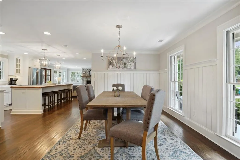 560 Pine Forest Road, Atlanta, Georgia 30342, 4 Bedrooms Bedrooms, ,3 BathroomsBathrooms,Residential,Sold,560 Pine Forest Road,7060864