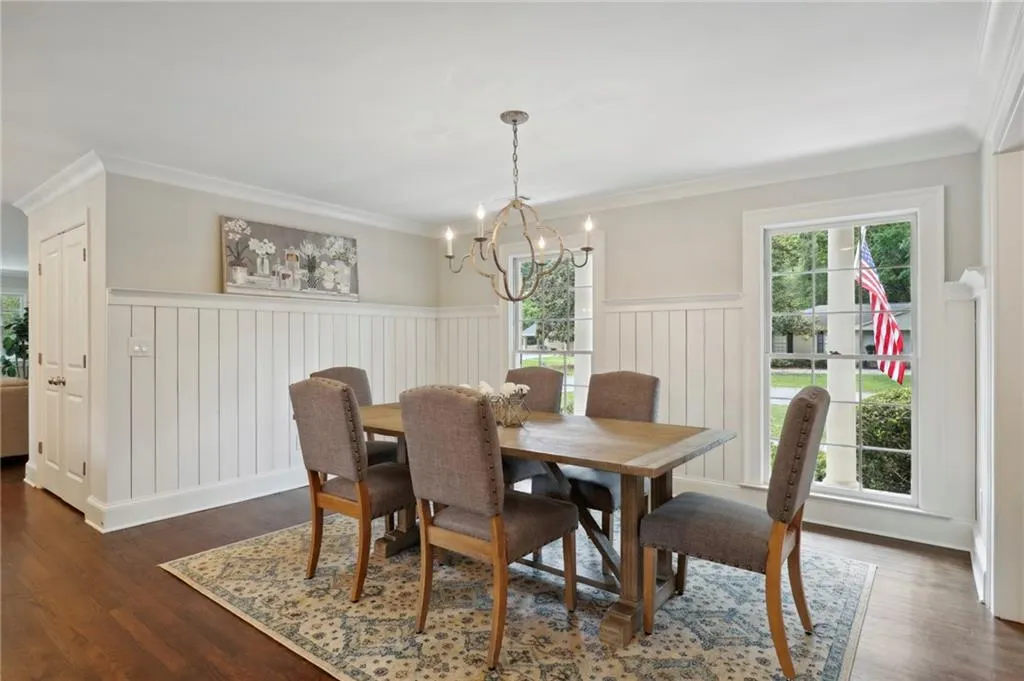 560 Pine Forest Road, Atlanta, Georgia 30342, 4 Bedrooms Bedrooms, ,3 BathroomsBathrooms,Residential,Sold,560 Pine Forest Road,7060864