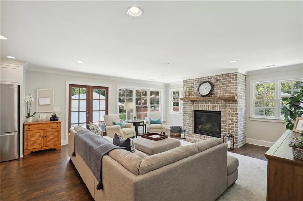 560 Pine Forest Road, Atlanta, Georgia 30342, 4 Bedrooms Bedrooms, ,3 BathroomsBathrooms,Residential,Sold,560 Pine Forest Road,7060864