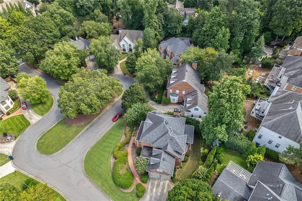 4515 Crestwicke Pointe, Sandy Springs, Georgia 30319, 5 Bedrooms Bedrooms, ,4 BathroomsBathrooms,Residential,Sold,4515 Crestwicke Pointe,7108087