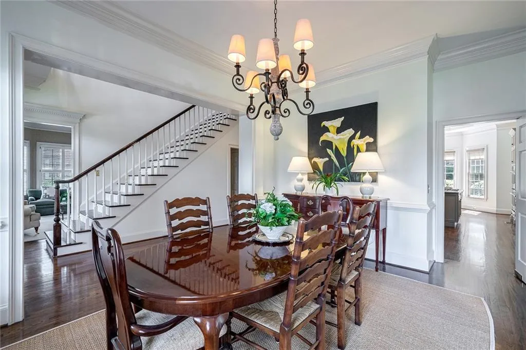 4515 Crestwicke Pointe, Sandy Springs, Georgia 30319, 5 Bedrooms Bedrooms, ,4 BathroomsBathrooms,Residential,Sold,4515 Crestwicke Pointe,7108087