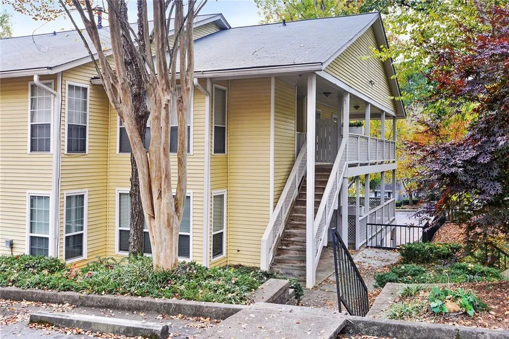 6800 Glenridge Drive Unit 6808f, Sandy Springs, Georgia 30328, 2 Bedrooms Bedrooms, ,2 BathroomsBathrooms,Residential,Sold,6800 Glenridge Drive Unit 6808f,6639128