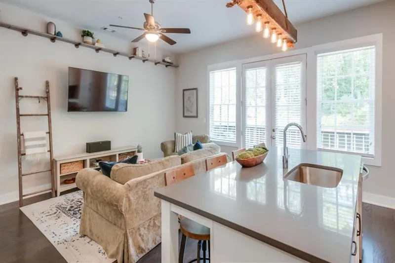 6679 Cadence Boulevard, Sandy Springs, Georgia 30328, 1 Bedroom Bedrooms, ,1 BathroomBathrooms,Residential,Sold,6679 Cadence Boulevard,6648456