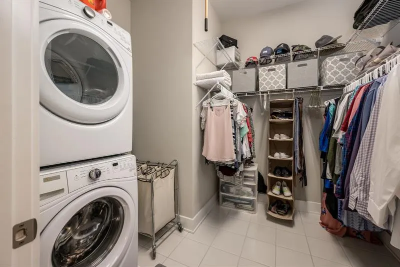 6679 Cadence Boulevard, Sandy Springs, Georgia 30328, 1 Bedroom Bedrooms, ,1 BathroomBathrooms,Residential,Sold,6679 Cadence Boulevard,6648456