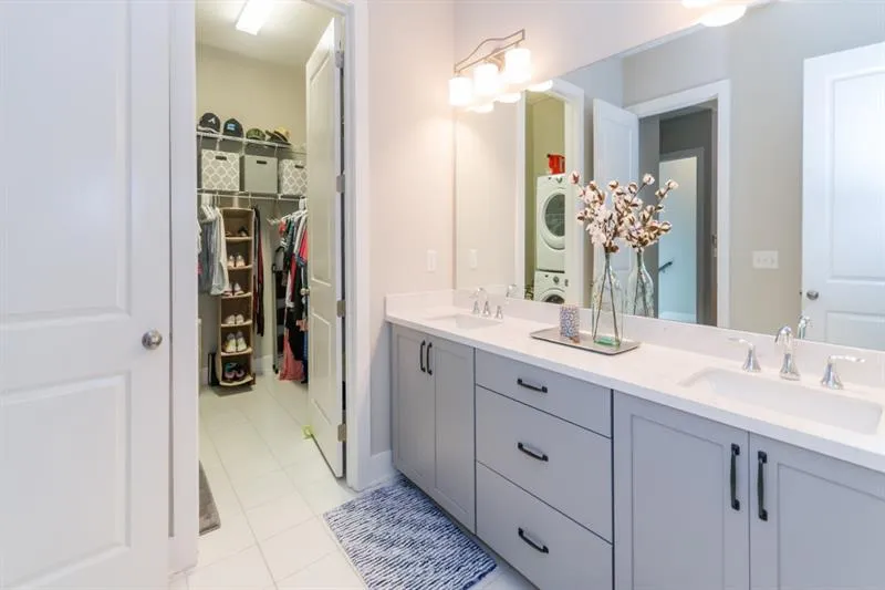 6679 Cadence Boulevard, Sandy Springs, Georgia 30328, 1 Bedroom Bedrooms, ,1 BathroomBathrooms,Residential,Sold,6679 Cadence Boulevard,6648456