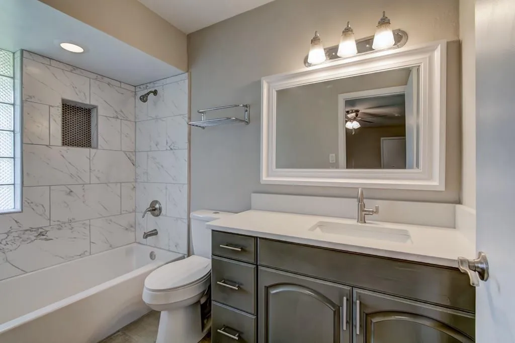 346 Carpenter Drive Unit 14, Atlanta, Georgia 30328, 2 Bedrooms Bedrooms, ,2 BathroomsBathrooms,Residential,Sold,346 Carpenter Drive Unit 14,6008259