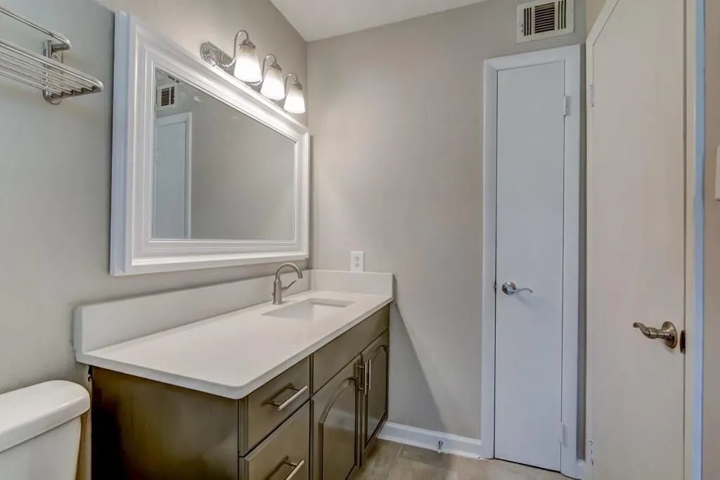 346 Carpenter Drive Unit 14, Atlanta, Georgia 30328, 2 Bedrooms Bedrooms, ,2 BathroomsBathrooms,Residential,Sold,346 Carpenter Drive Unit 14,6008259