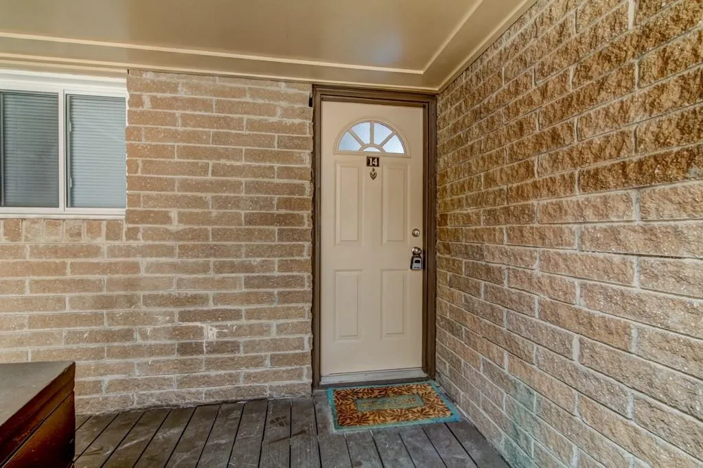 346 Carpenter Drive Unit 14, Atlanta, Georgia 30328, 2 Bedrooms Bedrooms, ,2 BathroomsBathrooms,Residential,Sold,346 Carpenter Drive Unit 14,6008259