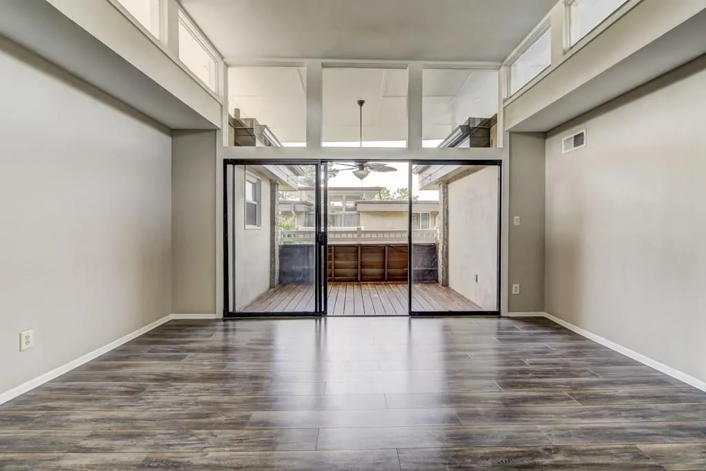 346 Carpenter Drive Unit 14, Atlanta, Georgia 30328, 2 Bedrooms Bedrooms, ,2 BathroomsBathrooms,Residential,Sold,346 Carpenter Drive Unit 14,6008259