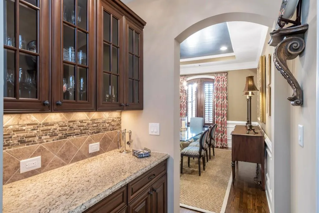 3924 Dahlwiny Court, Sandy Springs, Georgia 30350, 6 Bedrooms Bedrooms, ,5 BathroomsBathrooms,Residential,Sold,3924 Dahlwiny Court,6746971