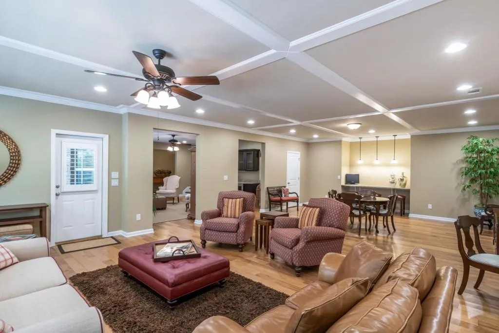 3924 Dahlwiny Court, Sandy Springs, Georgia 30350, 6 Bedrooms Bedrooms, ,5 BathroomsBathrooms,Residential,Sold,3924 Dahlwiny Court,6746971
