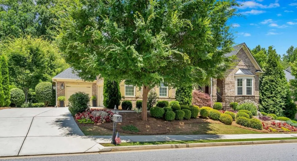 3924 Dahlwiny Court, Sandy Springs, Georgia 30350, 6 Bedrooms Bedrooms, ,5 BathroomsBathrooms,Residential,Sold,3924 Dahlwiny Court,6746971