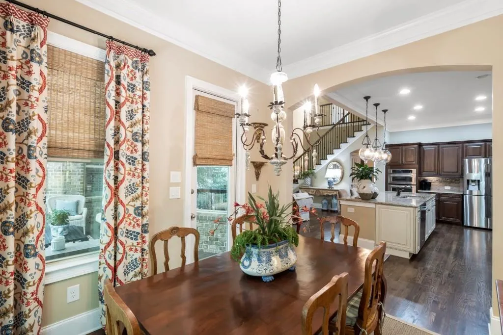 3924 Dahlwiny Court, Sandy Springs, Georgia 30350, 6 Bedrooms Bedrooms, ,5 BathroomsBathrooms,Residential,Sold,3924 Dahlwiny Court,6746971