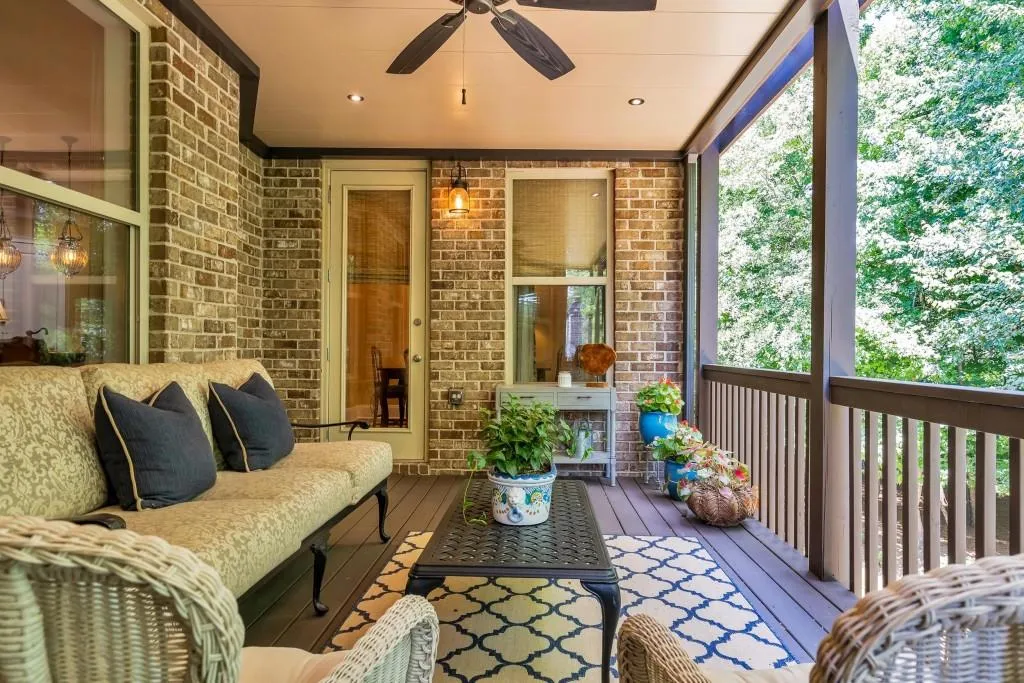3924 Dahlwiny Court, Sandy Springs, Georgia 30350, 6 Bedrooms Bedrooms, ,5 BathroomsBathrooms,Residential,Sold,3924 Dahlwiny Court,6746971