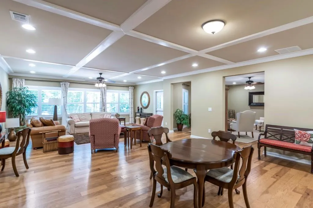 3924 Dahlwiny Court, Sandy Springs, Georgia 30350, 6 Bedrooms Bedrooms, ,5 BathroomsBathrooms,Residential,Sold,3924 Dahlwiny Court,6746971