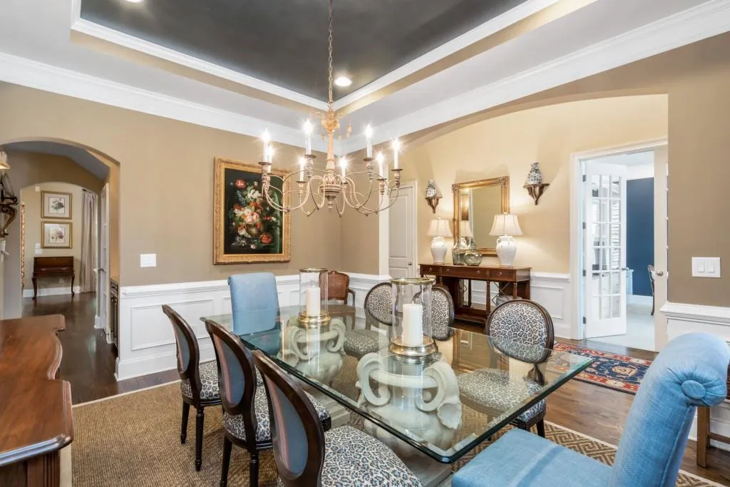 3924 Dahlwiny Court, Sandy Springs, Georgia 30350, 6 Bedrooms Bedrooms, ,5 BathroomsBathrooms,Residential,Sold,3924 Dahlwiny Court,6746971