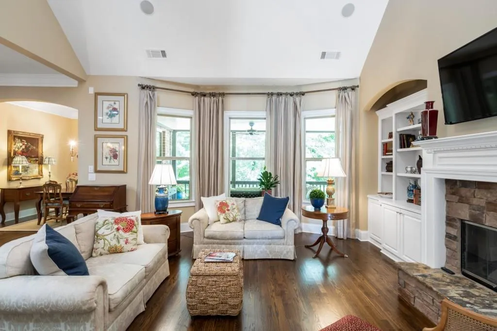 3924 Dahlwiny Court, Sandy Springs, Georgia 30350, 6 Bedrooms Bedrooms, ,5 BathroomsBathrooms,Residential,Sold,3924 Dahlwiny Court,6746971