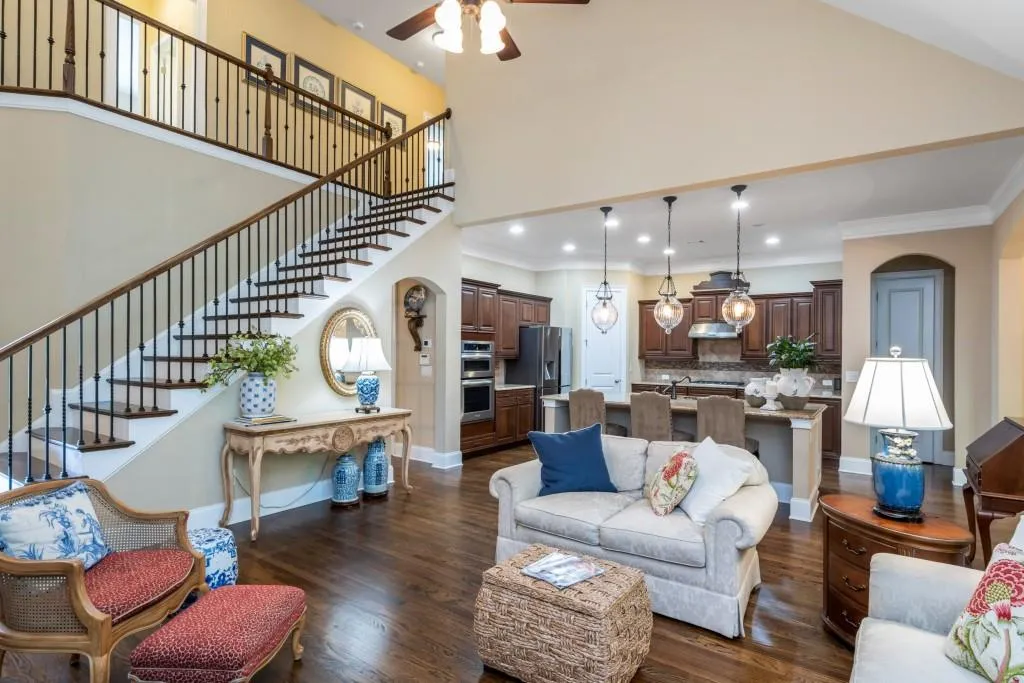 3924 Dahlwiny Court, Sandy Springs, Georgia 30350, 6 Bedrooms Bedrooms, ,5 BathroomsBathrooms,Residential,Sold,3924 Dahlwiny Court,6746971