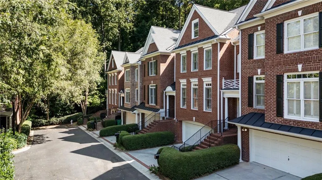 13 Carrington Way, Atlanta, Georgia 30328, 2 Bedrooms Bedrooms, ,2 BathroomsBathrooms,Residential,Sold,13 Carrington Way,7446300 13 Carrington Way, Atlanta, Georgia 30328, 2 Bedrooms Bedrooms, ,2 BathroomsBathrooms,Residential,Sold,13 Carrington Way,7446300