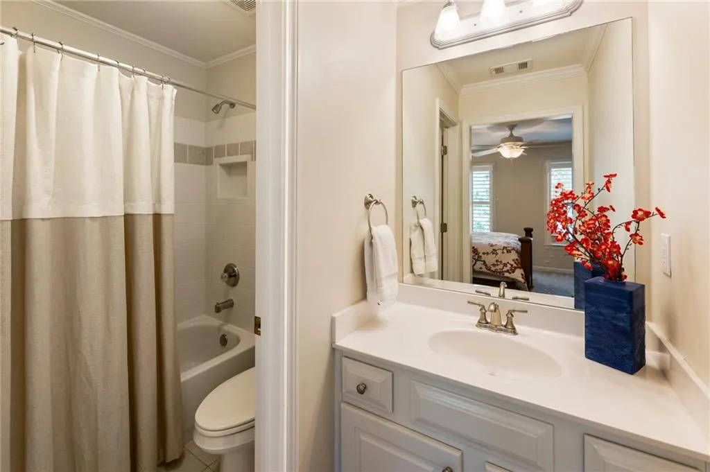 13 Carrington Way, Atlanta, Georgia 30328, 2 Bedrooms Bedrooms, ,2 BathroomsBathrooms,Residential,Sold,13 Carrington Way,7446300 13 Carrington Way, Atlanta, Georgia 30328, 2 Bedrooms Bedrooms, ,2 BathroomsBathrooms,Residential,Sold,13 Carrington Way,7446300