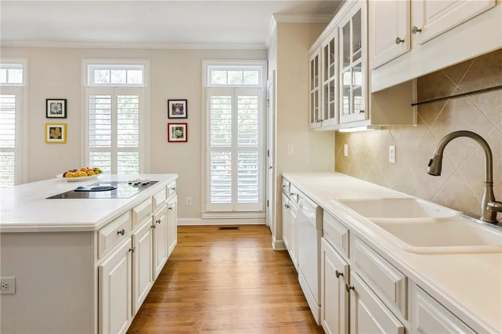 13 Carrington Way, Atlanta, Georgia 30328, 2 Bedrooms Bedrooms, ,2 BathroomsBathrooms,Residential,Sold,13 Carrington Way,7446300 13 Carrington Way, Atlanta, Georgia 30328, 2 Bedrooms Bedrooms, ,2 BathroomsBathrooms,Residential,Sold,13 Carrington Way,7446300