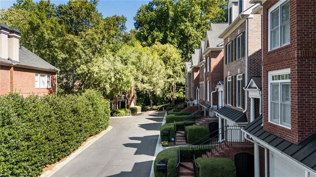 13 Carrington Way, Atlanta, Georgia 30328, 2 Bedrooms Bedrooms, ,2 BathroomsBathrooms,Residential,Sold,13 Carrington Way,7446300 13 Carrington Way, Atlanta, Georgia 30328, 2 Bedrooms Bedrooms, ,2 BathroomsBathrooms,Residential,Sold,13 Carrington Way,7446300