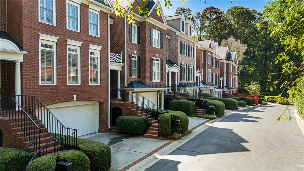 13 Carrington Way, Atlanta, Georgia 30328, 2 Bedrooms Bedrooms, ,2 BathroomsBathrooms,Residential,Sold,13 Carrington Way,7446300 13 Carrington Way, Atlanta, Georgia 30328, 2 Bedrooms Bedrooms, ,2 BathroomsBathrooms,Residential,Sold,13 Carrington Way,7446300