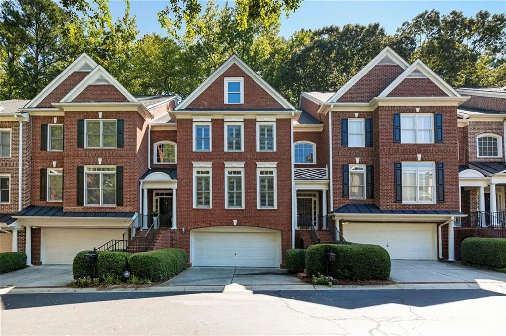 13 Carrington Way, Atlanta, Georgia 30328, 2 Bedrooms Bedrooms, ,2 BathroomsBathrooms,Residential,Sold,13 Carrington Way,7446300 13 Carrington Way, Atlanta, Georgia 30328, 2 Bedrooms Bedrooms, ,2 BathroomsBathrooms,Residential,Sold,13 Carrington Way,7446300