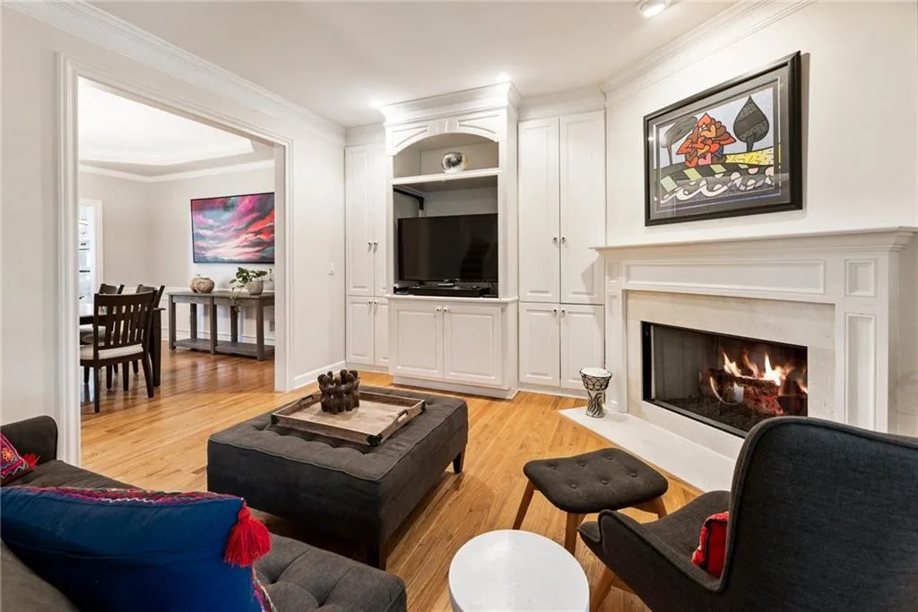 13 Carrington Way, Atlanta, Georgia 30328, 2 Bedrooms Bedrooms, ,2 BathroomsBathrooms,Residential,Sold,13 Carrington Way,7446300 13 Carrington Way, Atlanta, Georgia 30328, 2 Bedrooms Bedrooms, ,2 BathroomsBathrooms,Residential,Sold,13 Carrington Way,7446300