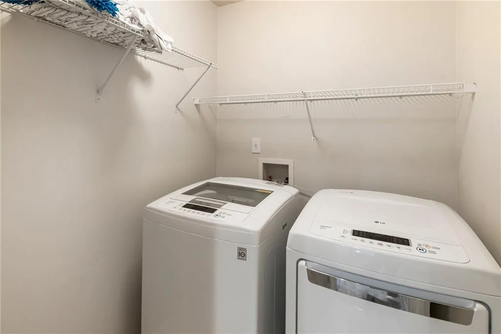 13 Carrington Way, Atlanta, Georgia 30328, 2 Bedrooms Bedrooms, ,2 BathroomsBathrooms,Residential,Sold,13 Carrington Way,7446300 13 Carrington Way, Atlanta, Georgia 30328, 2 Bedrooms Bedrooms, ,2 BathroomsBathrooms,Residential,Sold,13 Carrington Way,7446300