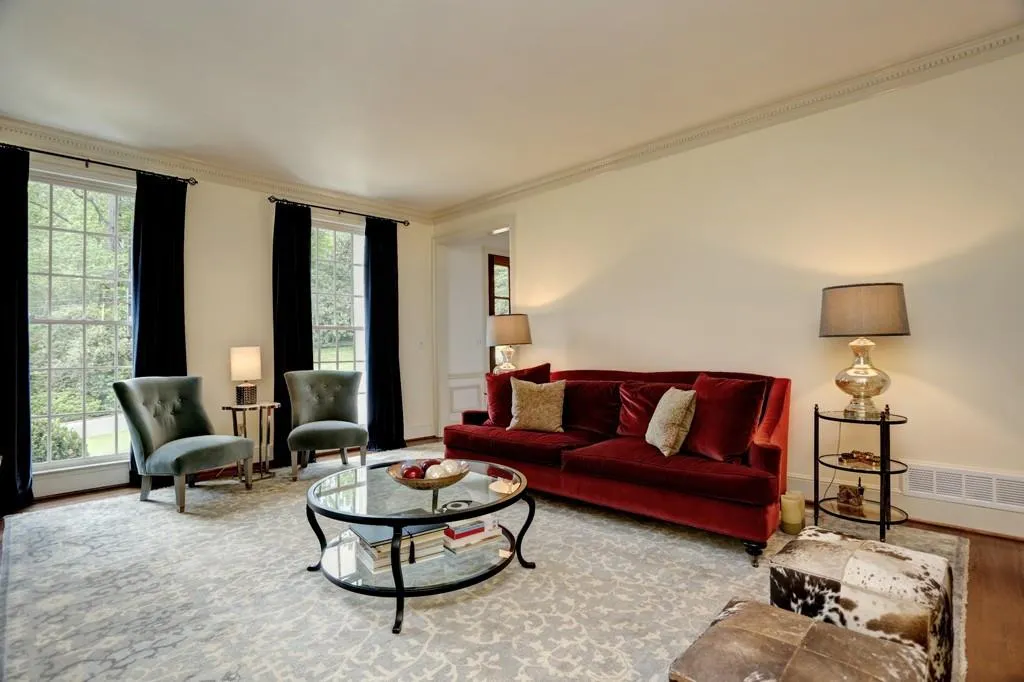 965 Dumbarton Court, Atlanta, Georgia 30327, 4 Bedrooms Bedrooms, ,4 BathroomsBathrooms,Residential,Sold,965 Dumbarton Court,5841427