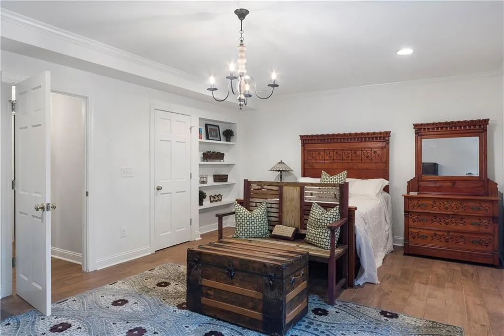 6120 Riverwood Drive, Atlanta, Georgia 30328, 6 Bedrooms Bedrooms, ,4 BathroomsBathrooms,Residential,Sold,6120 Riverwood Drive,6504189