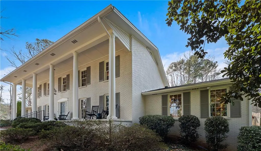 6120 Riverwood Drive, Atlanta, Georgia 30328, 6 Bedrooms Bedrooms, ,4 BathroomsBathrooms,Residential,Sold,6120 Riverwood Drive,6504189
