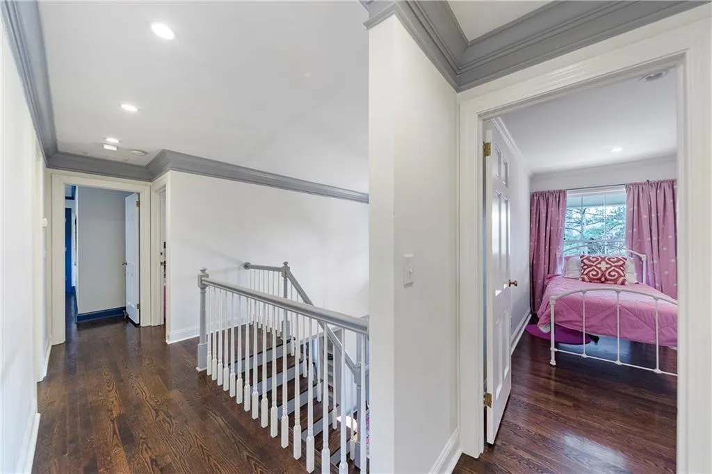 6120 Riverwood Drive, Atlanta, Georgia 30328, 6 Bedrooms Bedrooms, ,4 BathroomsBathrooms,Residential,Sold,6120 Riverwood Drive,6504189