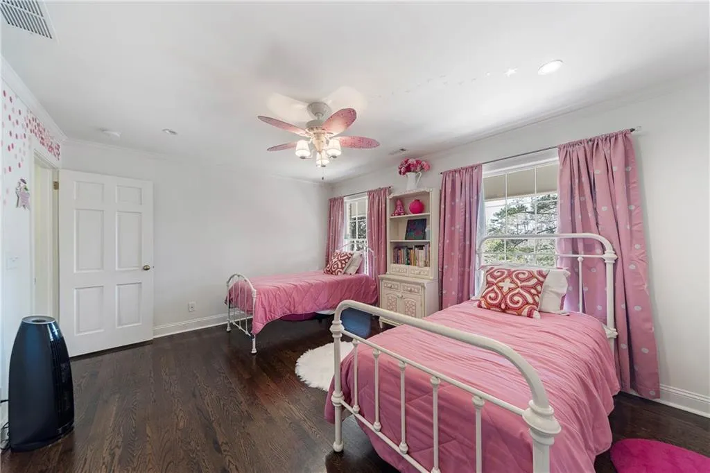 6120 Riverwood Drive, Atlanta, Georgia 30328, 6 Bedrooms Bedrooms, ,4 BathroomsBathrooms,Residential,Sold,6120 Riverwood Drive,6504189