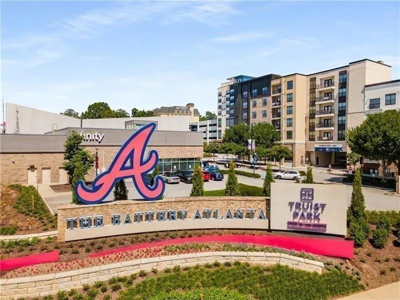 Reverie at Cumberland is located just 2 miles away