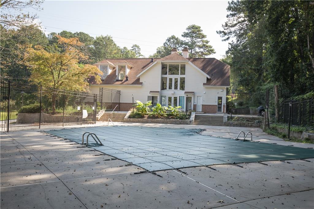 7346 Cardigan Circle, Sandy Springs, Georgia 30328, 3 Bedrooms Bedrooms, ,2 BathroomsBathrooms,Residential,Sold,7346 Cardigan Circle,7287684