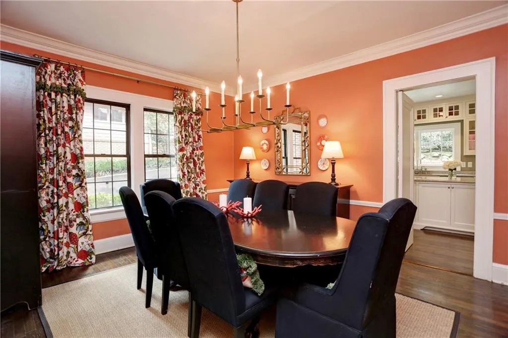 399 Brentwood Drive Ne, Atlanta, Georgia 30305, 5 Bedrooms Bedrooms, ,3 BathroomsBathrooms,Residential,Sold,399 Brentwood Drive Ne,5749351