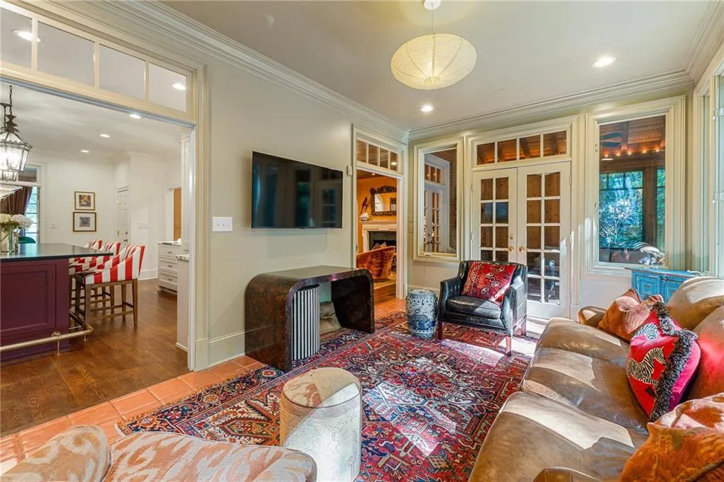 6049 Heards Drive, Atlanta, Georgia 30328, 5 Bedrooms Bedrooms, ,5 BathroomsBathrooms,Residential,Sold,6049 Heards Drive,7447290