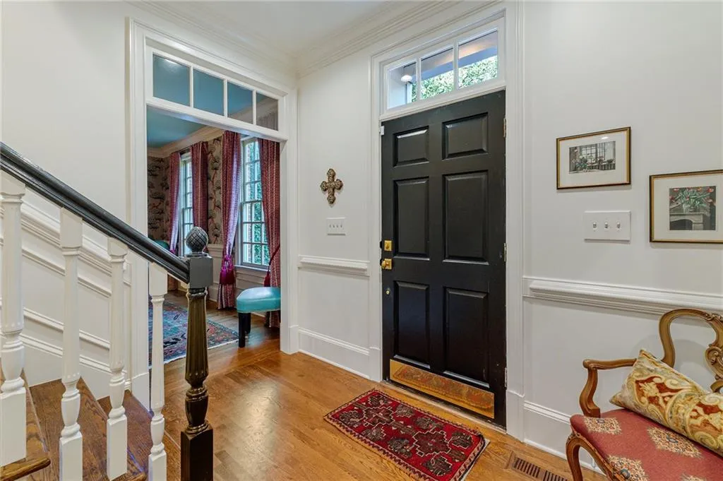 6049 Heards Drive, Atlanta, Georgia 30328, 5 Bedrooms Bedrooms, ,5 BathroomsBathrooms,Residential,Sold,6049 Heards Drive,7447290