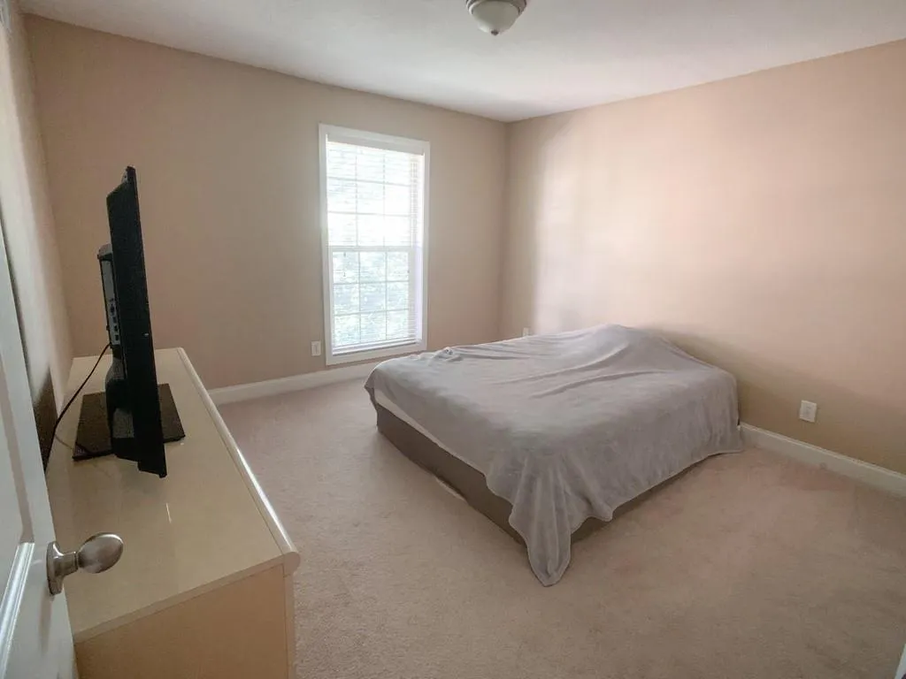750 Dalrymple Road Unit F4, Atlanta, Georgia 30328, 4 Bedrooms Bedrooms, ,2 BathroomsBathrooms,Residential,Sold,750 Dalrymple Road Unit F4,6741013
