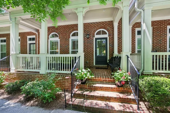 631 Brennan Drive, Decatur, Georgia 30033
