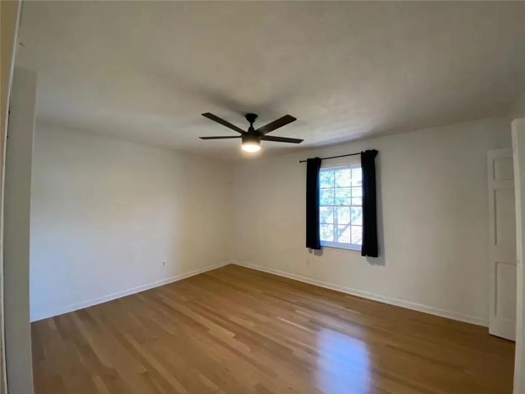 6700 Roswell Road Unit 16f, Sandy Springs, Georgia 30328, 2 Bedrooms Bedrooms, ,1 BathroomBathrooms,Residential,Sold,6700 Roswell Road Unit 16f,7012005